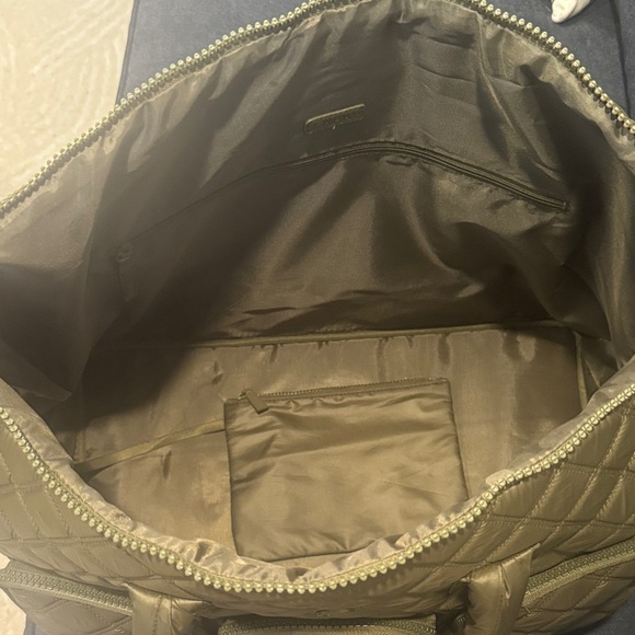 Quilted Olive Duffel Bag. - Picture 3 of 3